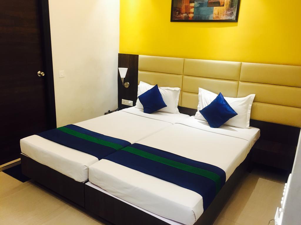 Crest Inn Καλκούτα Εξωτερικό φωτογραφία