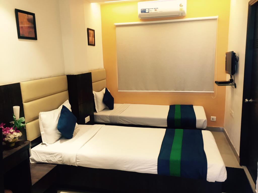 Crest Inn Καλκούτα Εξωτερικό φωτογραφία
