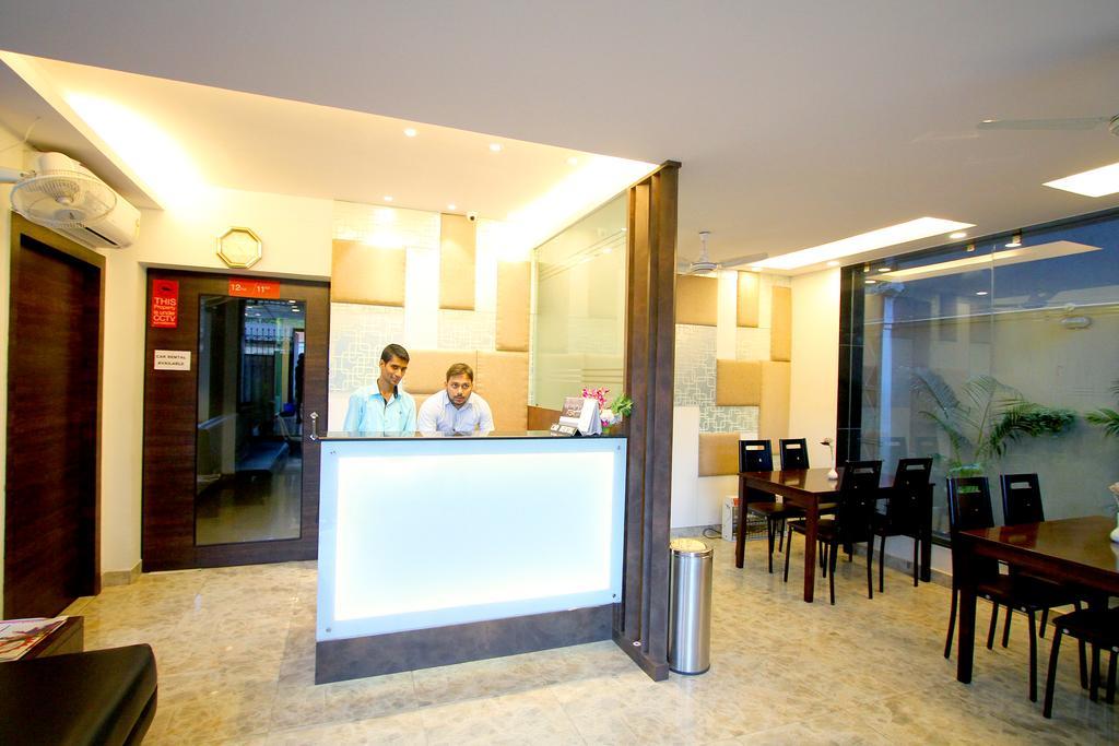 Crest Inn Καλκούτα Εξωτερικό φωτογραφία