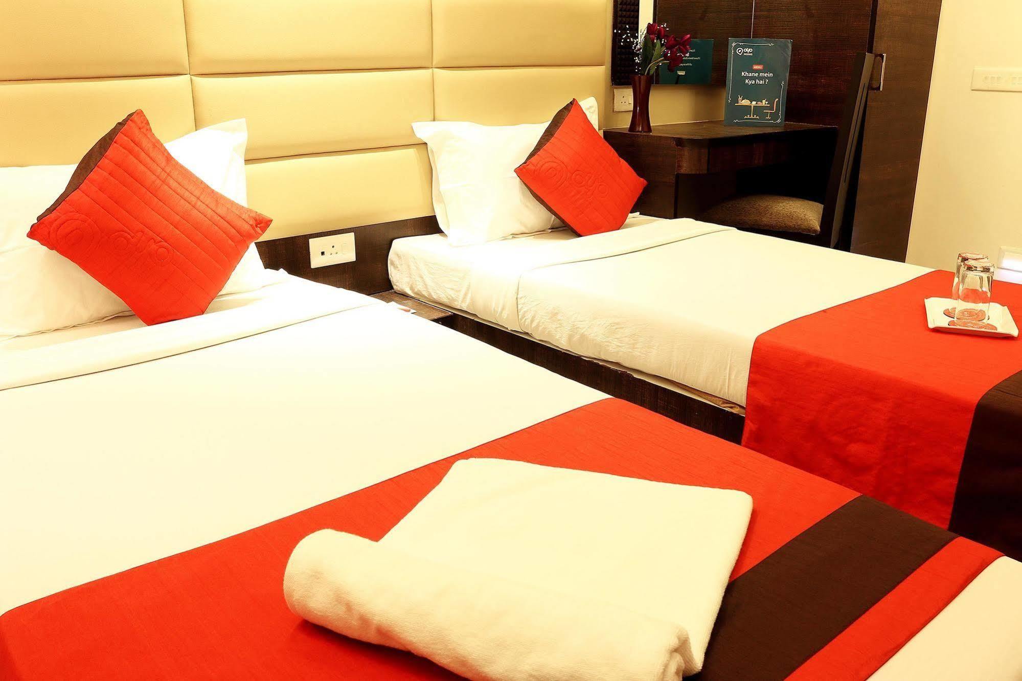 Crest Inn Καλκούτα Εξωτερικό φωτογραφία