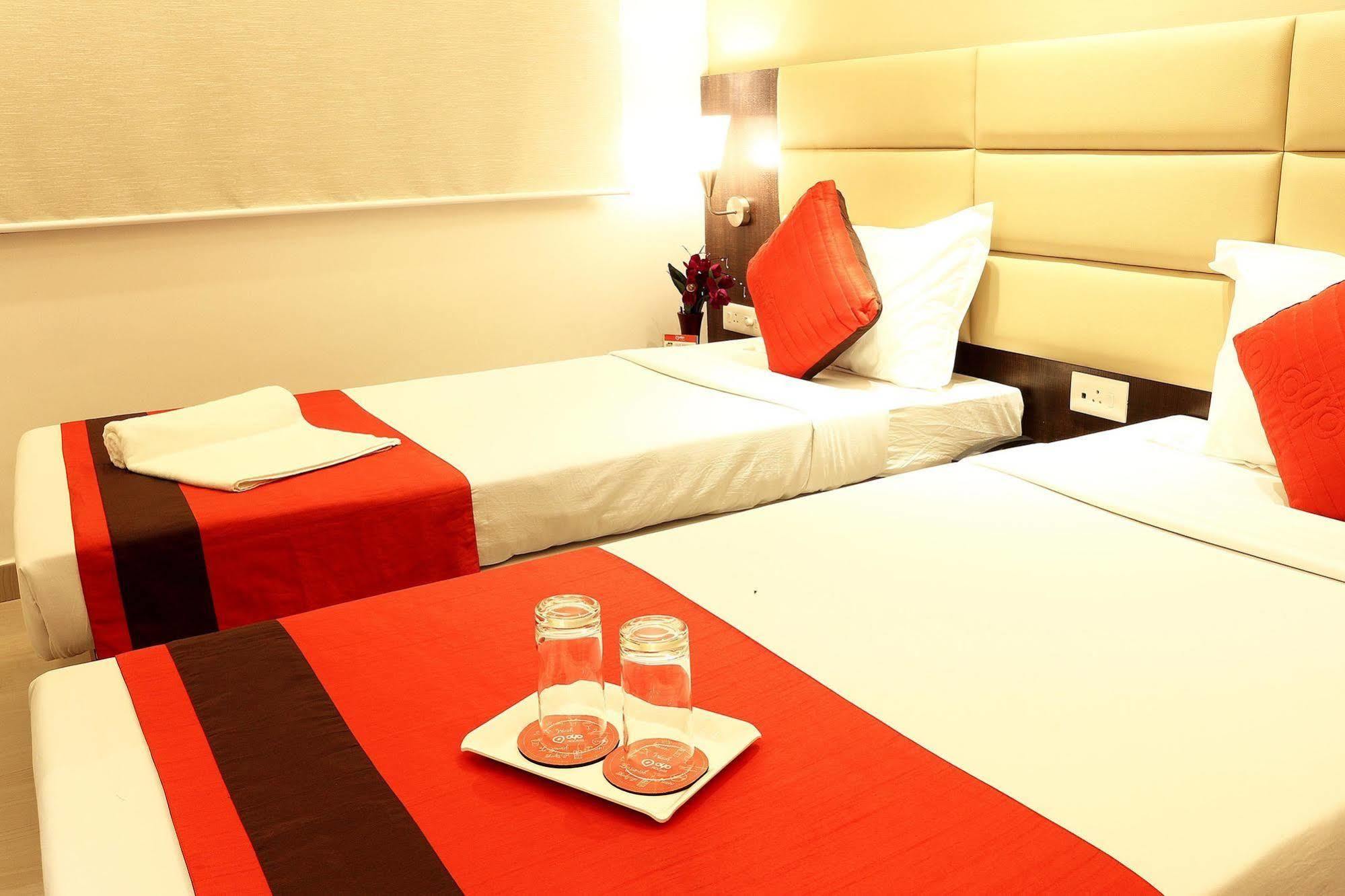 Crest Inn Καλκούτα Εξωτερικό φωτογραφία